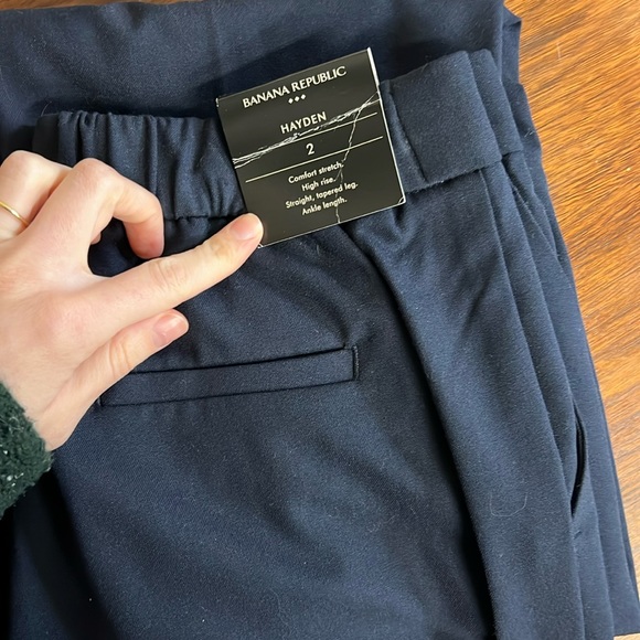 Banana Republic Factory Hayden Tapered Pant - Picture 3 of 10
